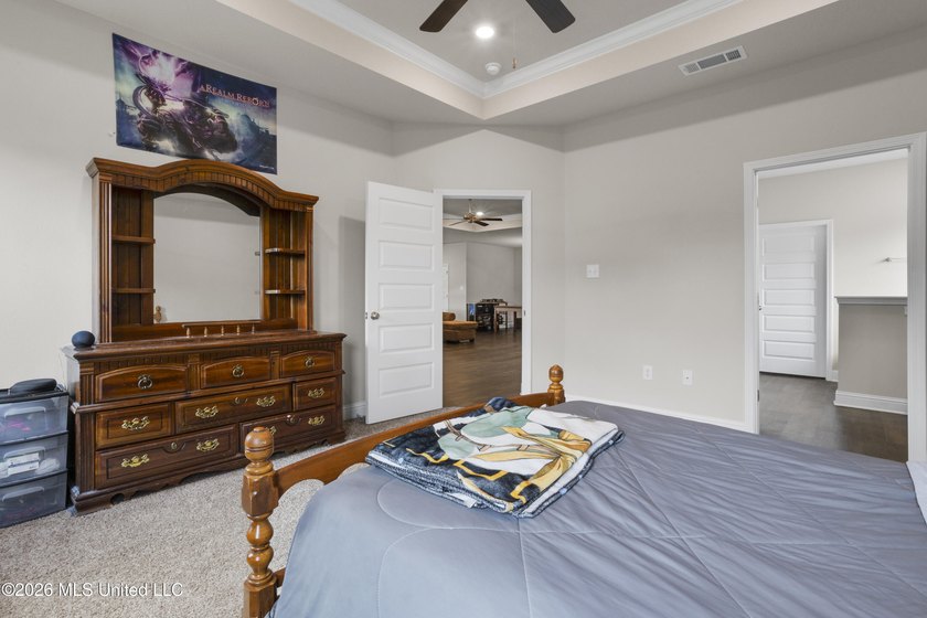 ASSUMABLE VA LOAN WITH 2.875% RATE! Brand new listing in the - photo 19
