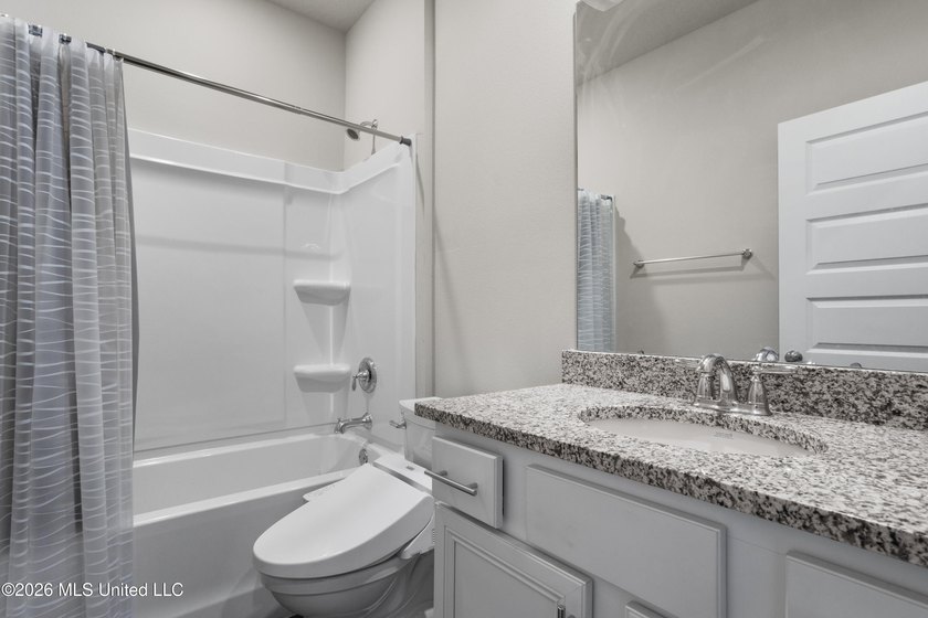 ASSUMABLE VA LOAN WITH 2.875% RATE! Brand new listing in the - photo 26