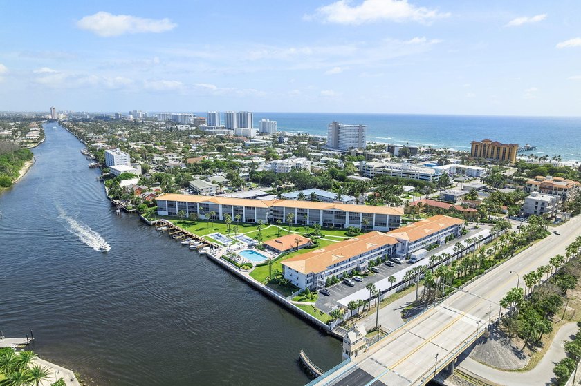 Live the South Florida lifestyle in this beautifully updated 2 - photo 38