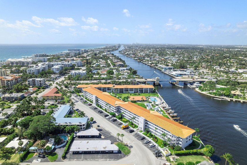 Live the South Florida lifestyle in this beautifully updated 2 - photo 39