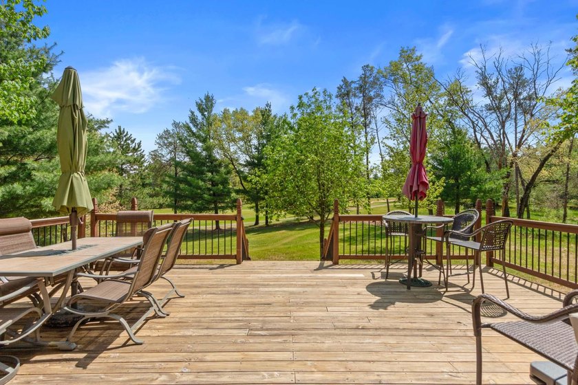 Turn Key Lake Arrowhead Pines Course Home! Superb location just - photo 33