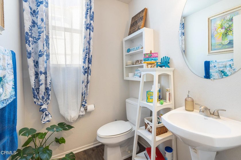 Motivated Seller! Stunning downtown Ventura Condo offering prime - photo 7