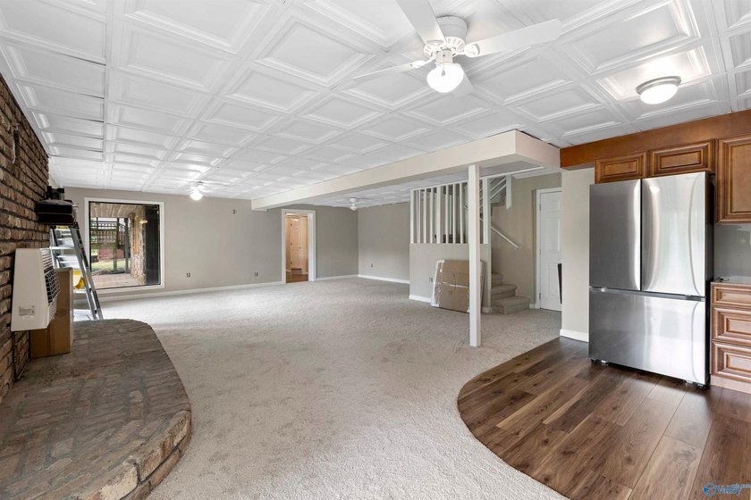 Escape to your own private retreat on Sugarland Lake, with - photo 14