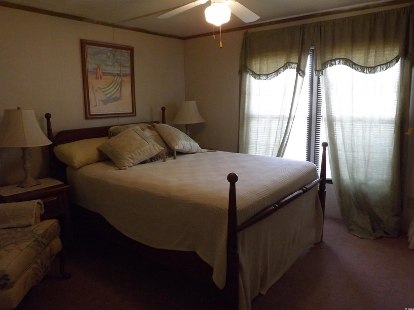 Come and check this manufactured home out with a lot going for - photo 15