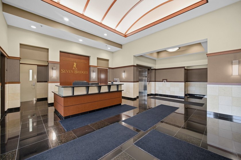 This move-in-ready luxury condo offers the perfect blend of - photo 21