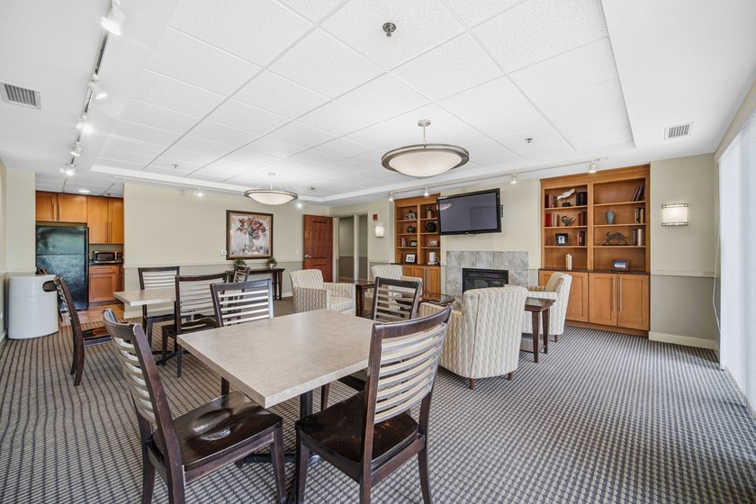 This move-in-ready luxury condo offers the perfect blend of - photo 24