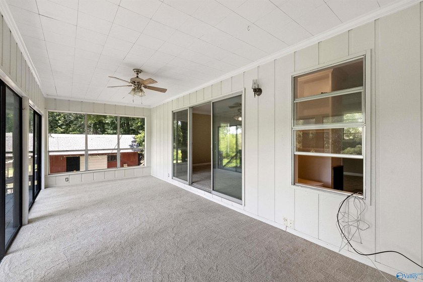 Escape to your own private retreat on Sugarland Lake, with - photo 26