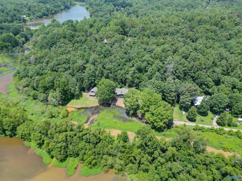 Escape to your own private retreat on Sugarland Lake, with - photo 44
