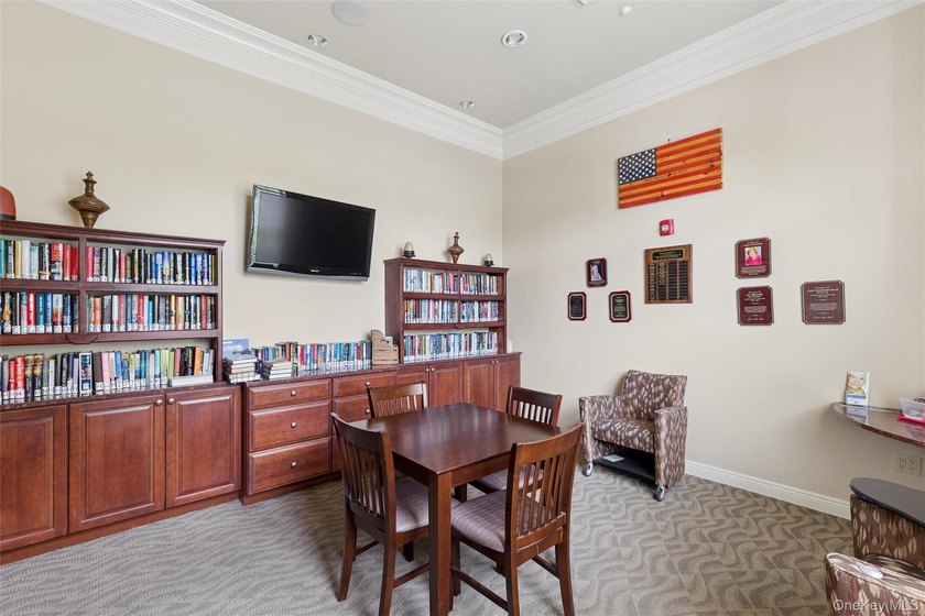 Discover the perfect blend of elegance and activity in this - photo 29