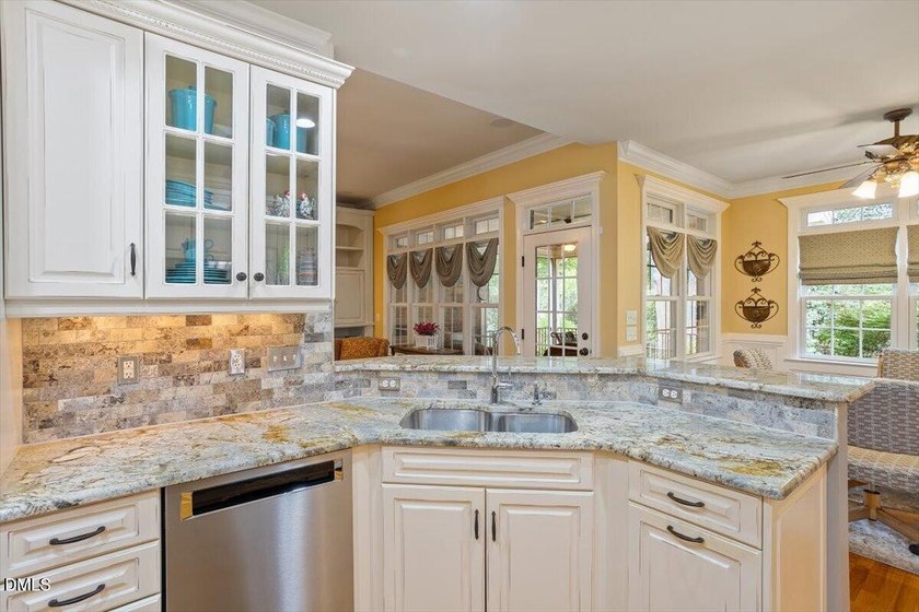 Welcome to 101 Briar Rose Lane, a stunning transitional custom - photo 18