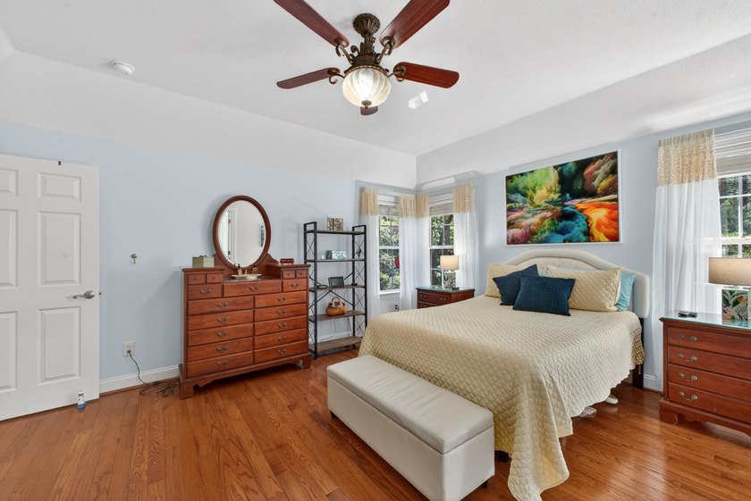 Beautifully maintained and thoughtfully designed, this - photo 19