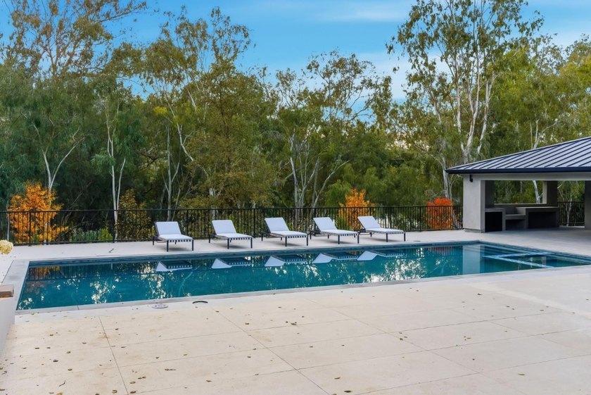 Nestled along one of Saratoga's most coveted and tranquil - photo 45