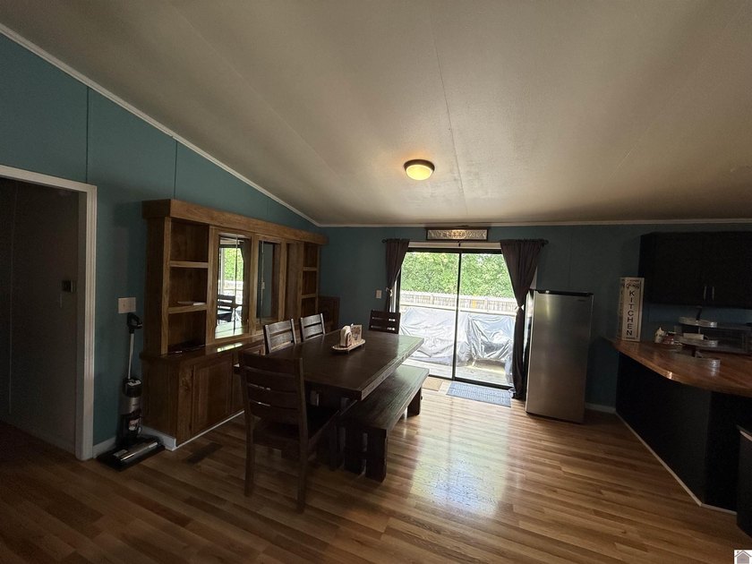 Step into comfort and convenience with this spacious 2-bedroom - photo 5