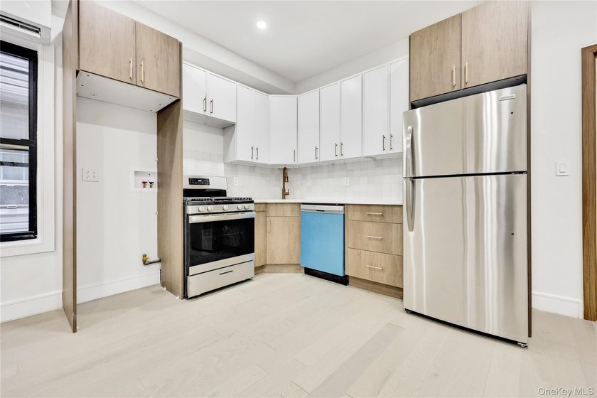 Beyond Gorgeous 3 Family home. The Most unique and extra modern - photo 14