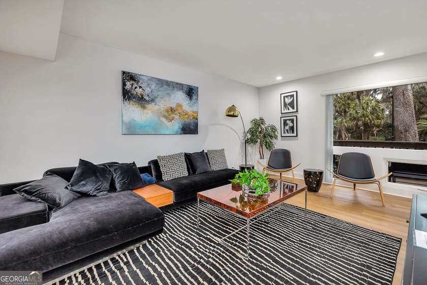Welcome to your completely renovated retreat in the heart of the - photo 22