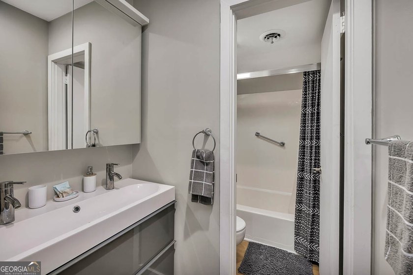 Welcome to your completely renovated retreat in the heart of the - photo 33