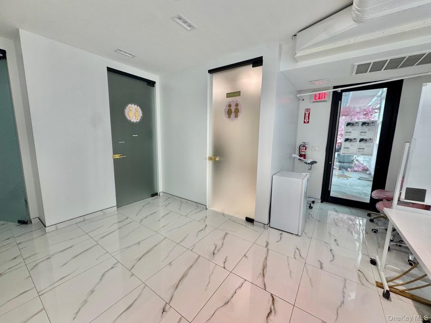 Calling All Investors, Developers &amp; End-Users!!! 100% Occupied - photo 14