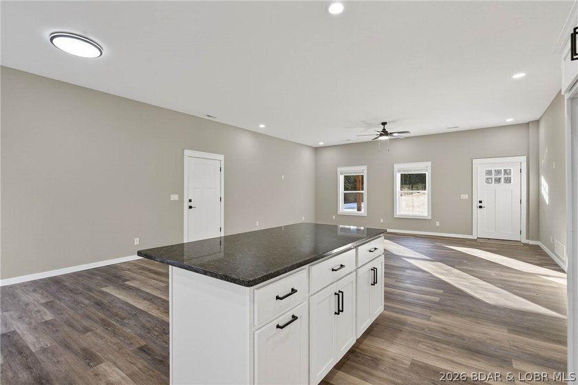 New construction 3-bedroom, 2-bath home situated on 4.66+/- - photo 15