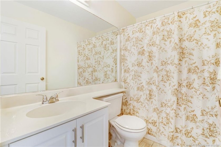 Welcome to this charming, well maintained 2-bedroom, 2-bath home - photo 31