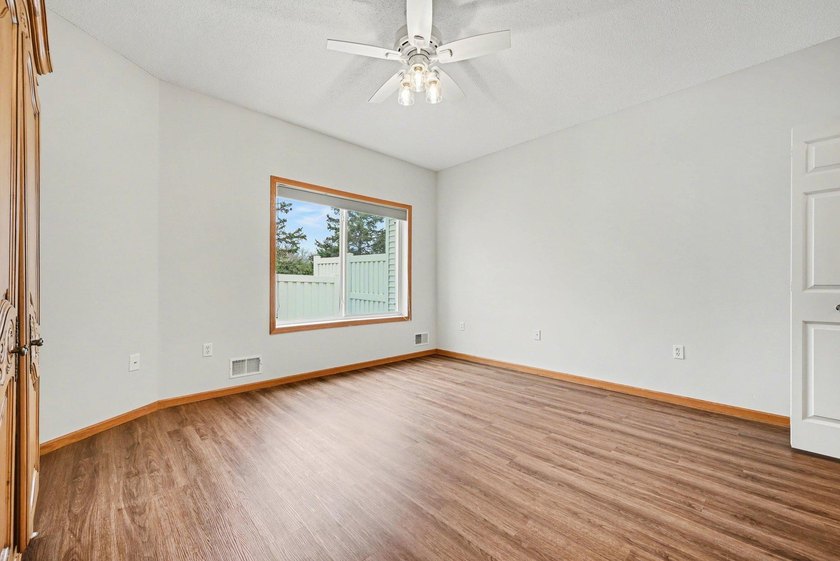 Tasteful and sharp one-level end-unit in the heart of Apple - photo 19