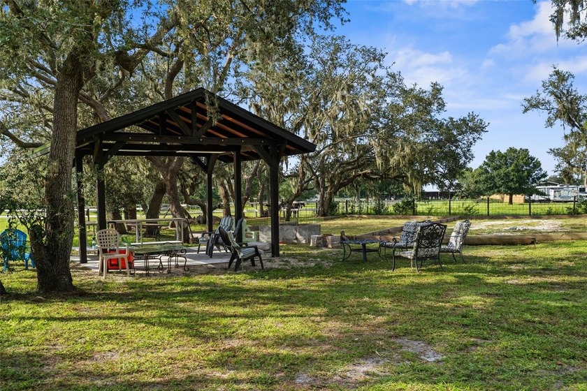 Impeccable 10-Acre *High-and-Dry* Estate: A Masterpiece of - photo 45