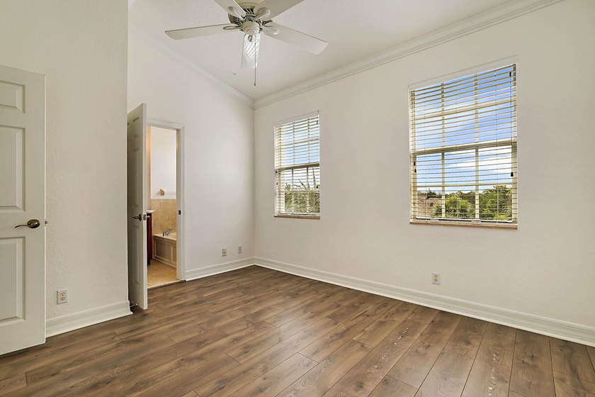 Welcome to Jupiter's Botanica community. A great location, close - photo 28