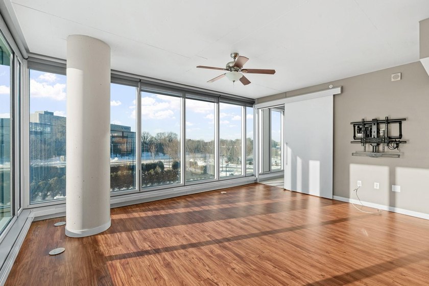 Welcome to Unit W306 at Reflections Condominiums, Minnesota's - photo 5