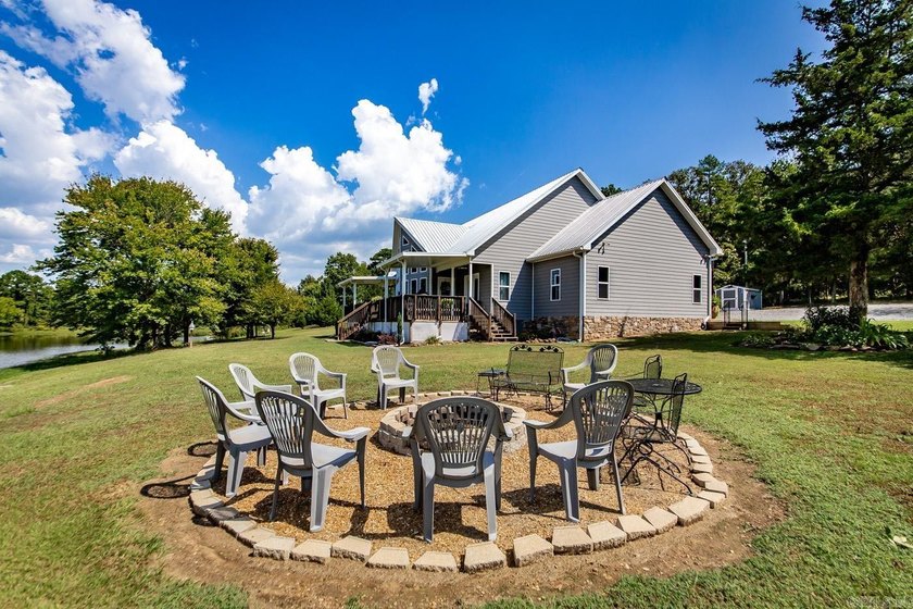 Beautiful Property w/ 14.22 acres +/- (approximately 4 acres of - photo 3