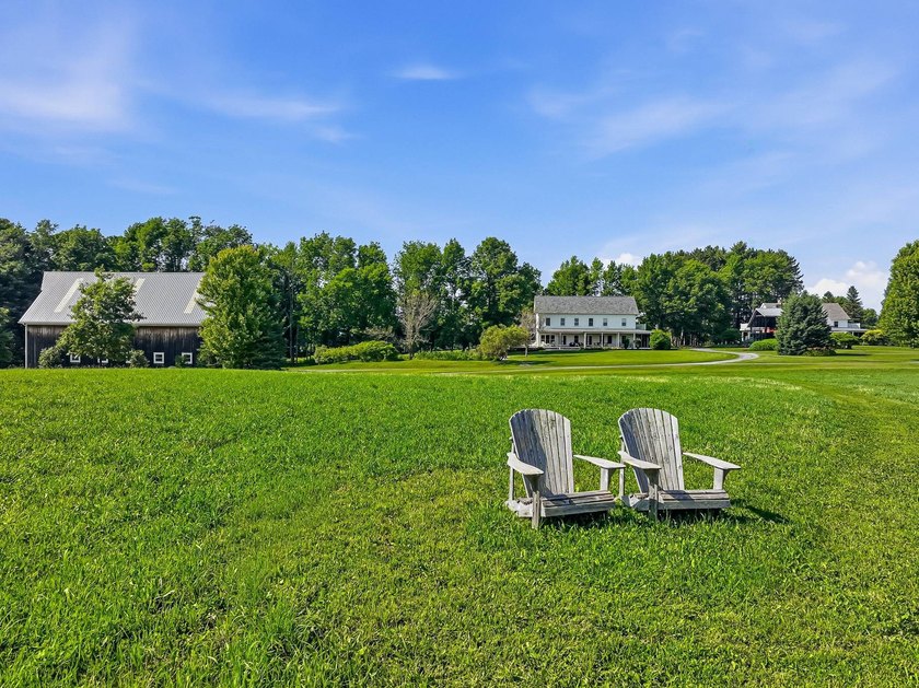 Exceptionnel domaine de 32 hectares alliant histoire locale et - photo 6