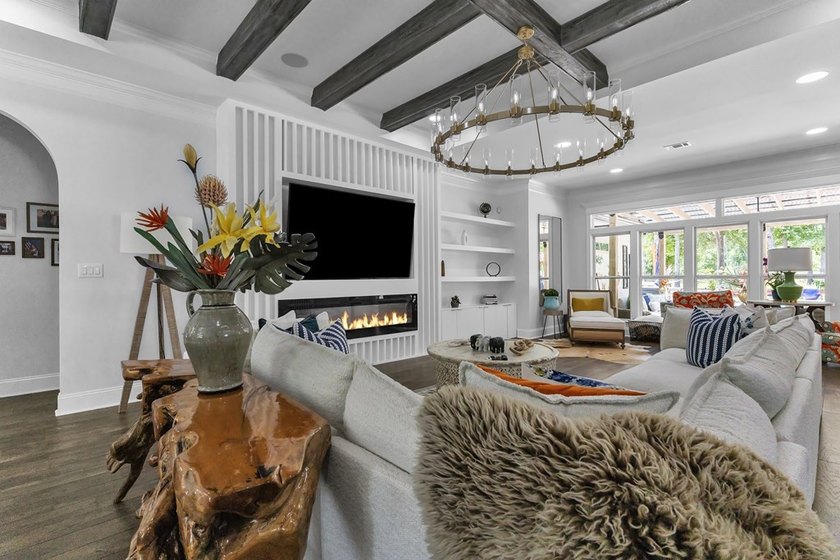 Situated on nearly 5 private acres, this exceptional estate - photo 17
