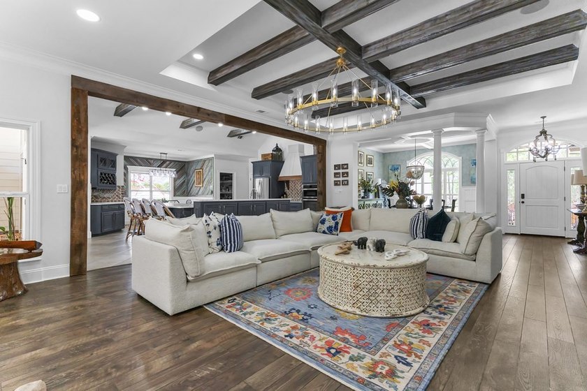 Situated on nearly 5 private acres, this exceptional estate - photo 18