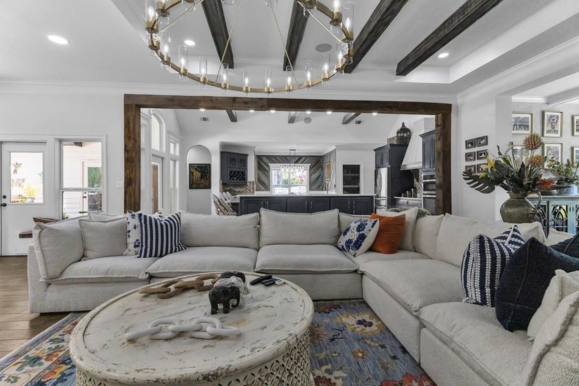 Situated on nearly 5 private acres, this exceptional estate - photo 19