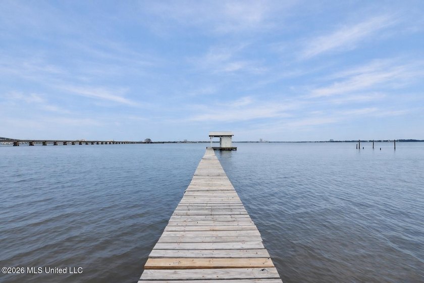 Welcome to one of the Mississippi Gulf Coast's most - photo 45