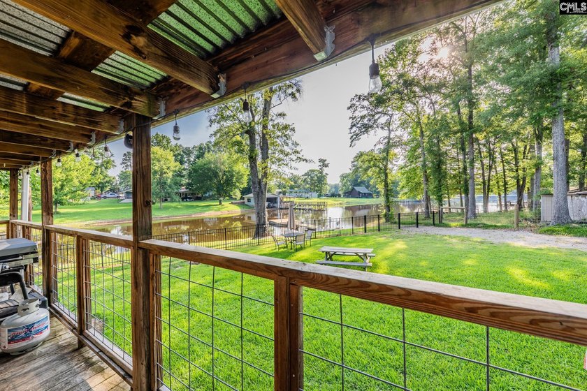 Escape to tranquility with this remarkable property, offering - photo 5