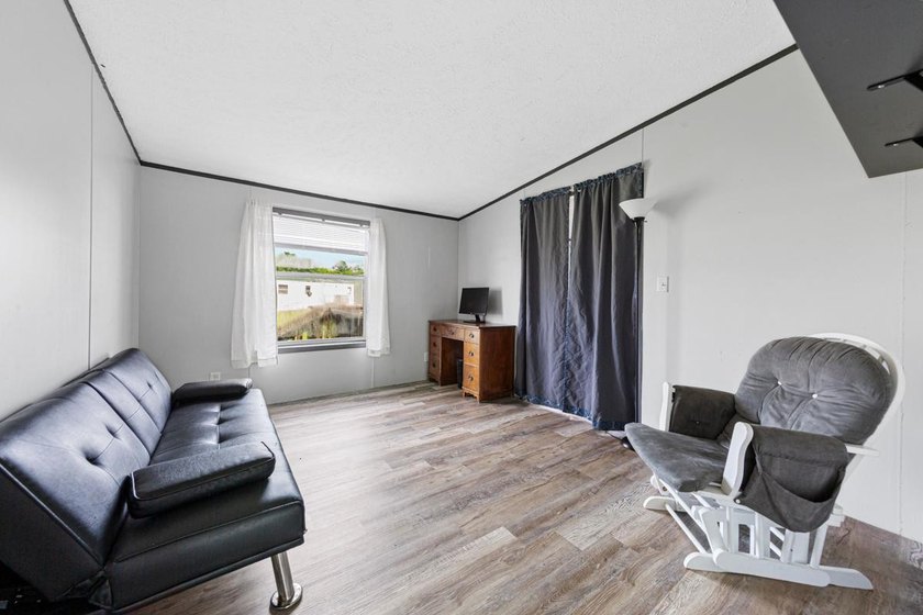 Spacious Living in Avalon Park! ?? This clean, move-in-ready - photo 21