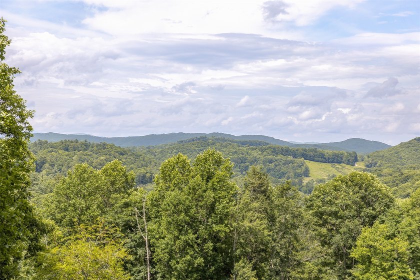 Experience unparalleled mountain living in this exceptional - photo 24