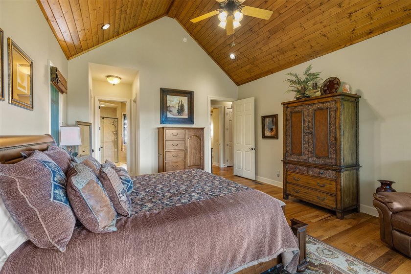 Experience unparalleled mountain living in this exceptional - photo 27