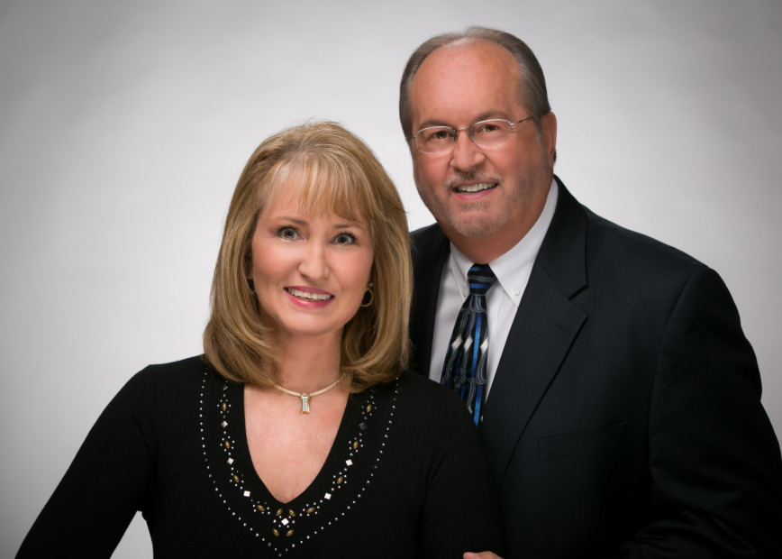 Nancy Anderson & Bob Robbins on LakeHouse.com