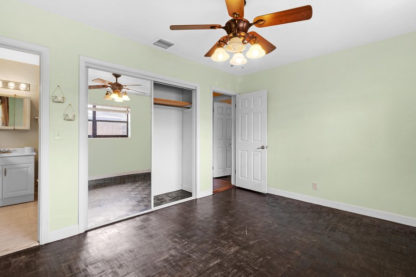 Welcome to this charming 3-bedroom, 2-bath home in the desirable - photo 13