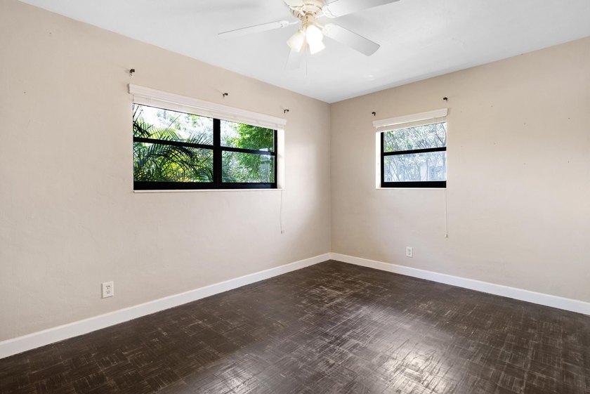 Welcome to this charming 3-bedroom, 2-bath home in the desirable - photo 15