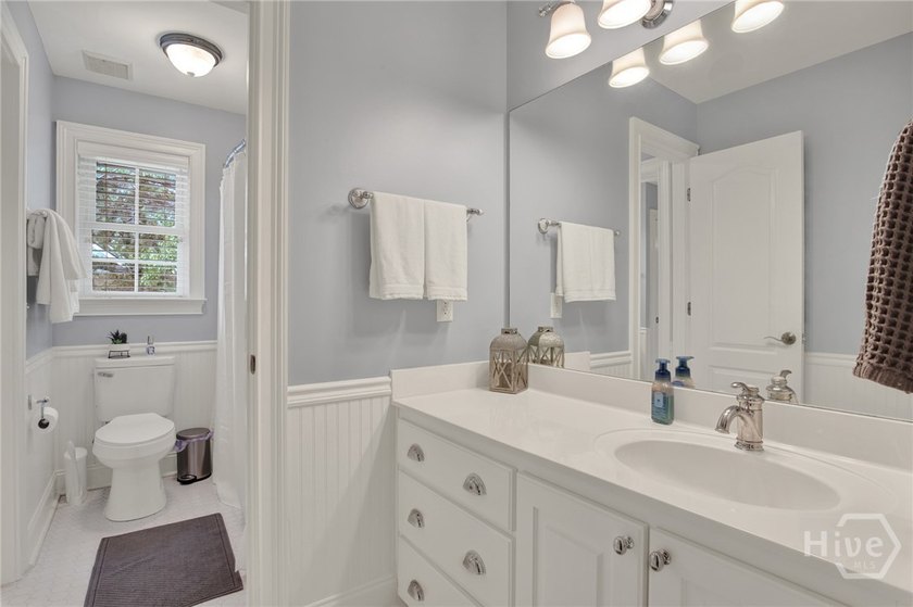 Welcome to this exclusive and expansive executive home in - photo 50