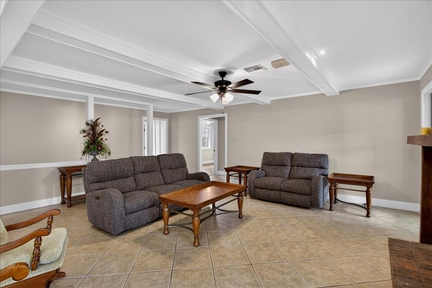 Escape to your own private lakeside retreat! This expansive - photo 10
