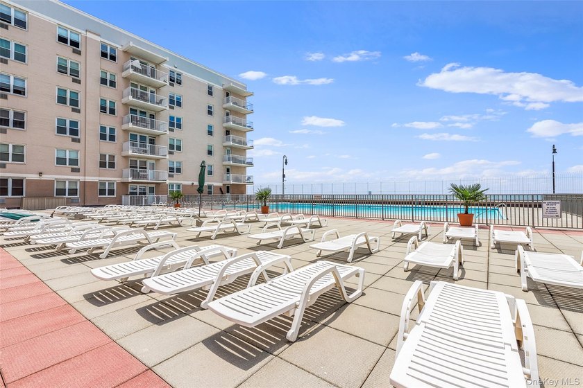 Enjoy coastal living at the Parker Deauville, an oceanfront coop - photo 18