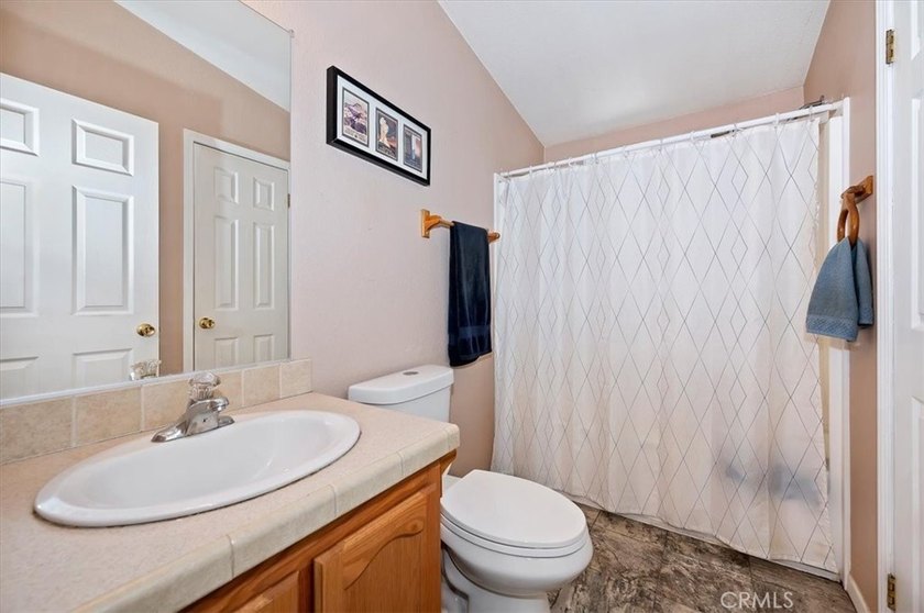 46037 South - photo 19