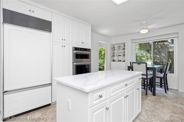 Welcome home to 4860 Lagoons Circle! This exceptional - photo 22