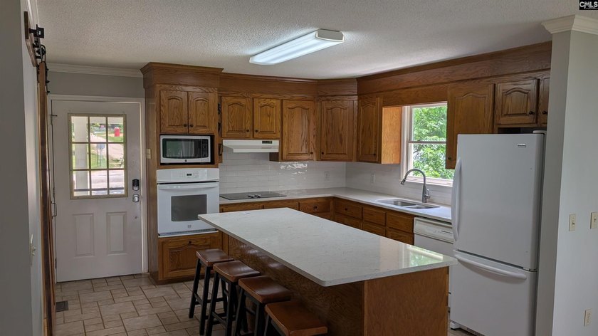 Main channel 3 bedroom, 3 bathroom home on Lake Wateree! Enjoy - photo 7