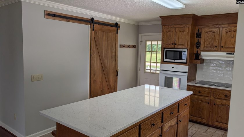 Main channel 3 bedroom, 3 bathroom home on Lake Wateree! Enjoy - photo 8