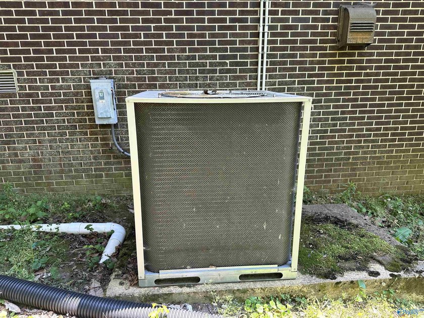 Great potential for a multi family rental unit or many other - photo 38