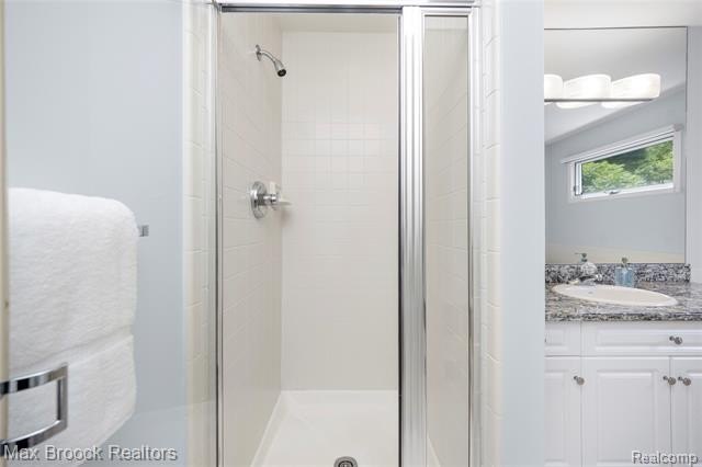 Welcome home to 4860 Lagoons Circle! This exceptional - photo 40