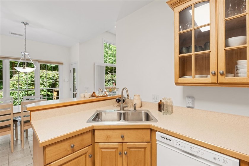 Welcome home to 108 Winterbrook Circle in the desirable Stone - photo 17